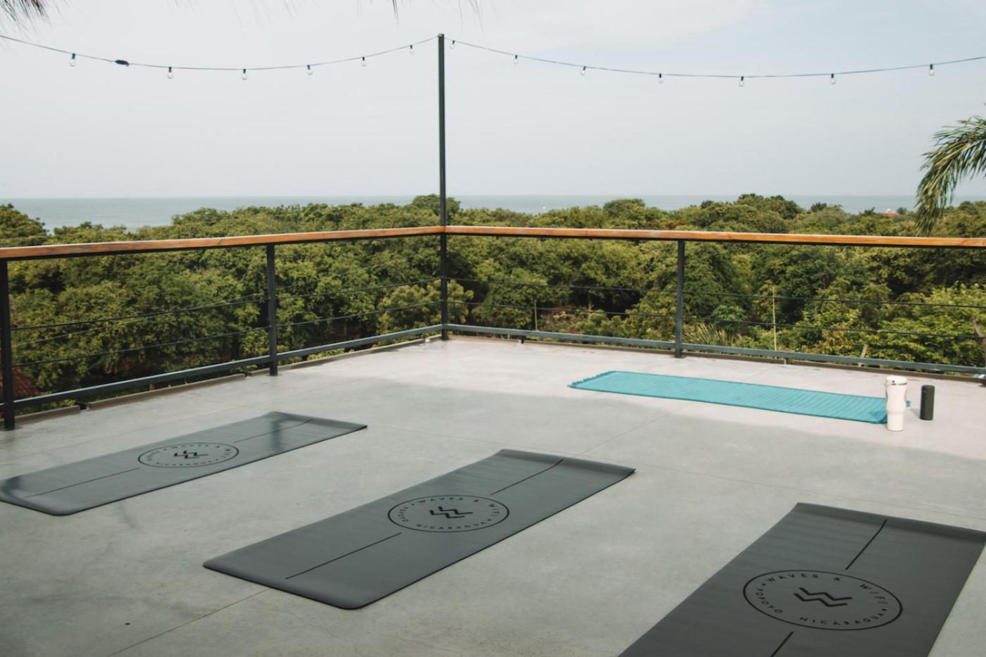 Waves & Wifi - Coworking & Coliving Space In Popoyo Salinas Exteriér fotografie